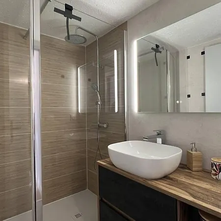 Villa T3 Renovee Climatisee, Piscine, Proche Et Commerces - Fr-1-81-622 Leucate